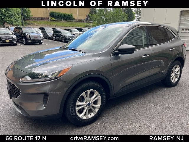 2022 Ford Escape Hybrid SE