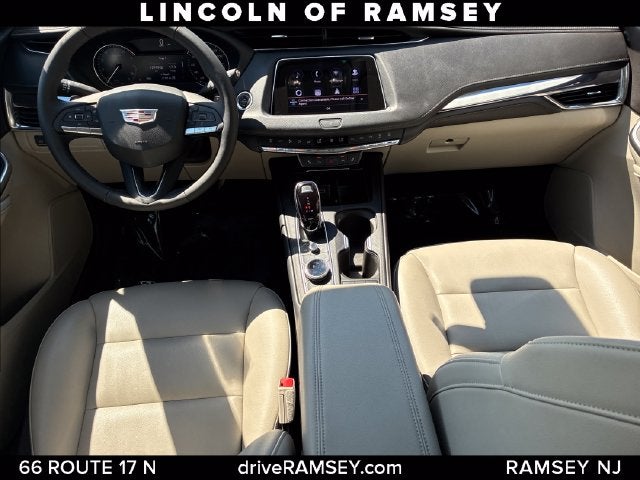 2022 Cadillac XT4 Luxury