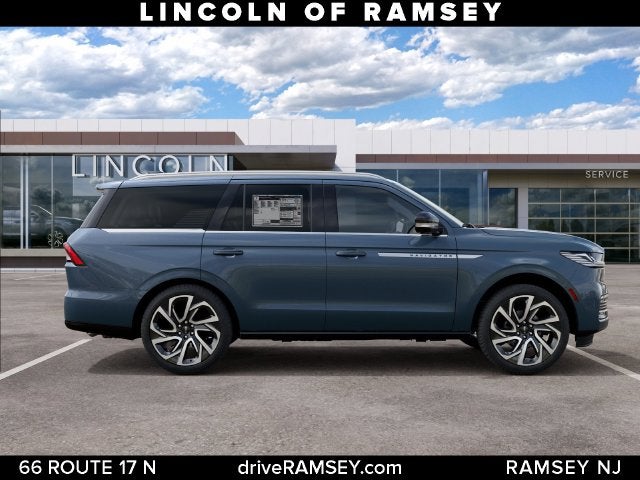 2027 Lincoln Navigator Reserve