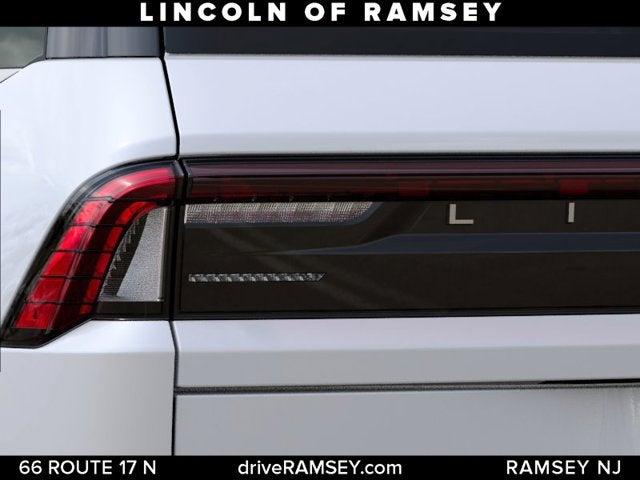 2027 Lincoln Navigator Black Label