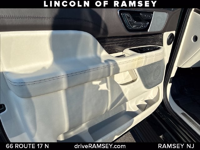 2024 Lincoln Navigator Black Label
