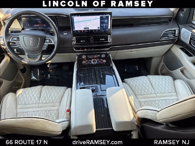 2024 Lincoln Navigator Black Label
