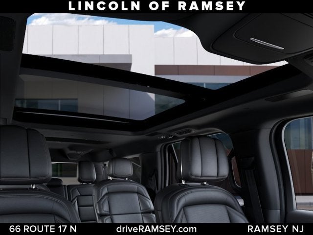 2027 Lincoln Navigator L Reserve