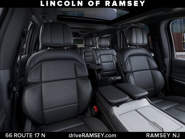 2027 Lincoln Navigator L Reserve
