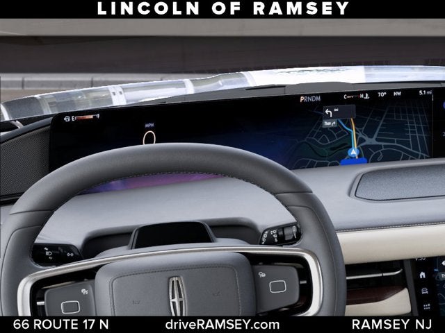 2027 Lincoln Navigator L Reserve