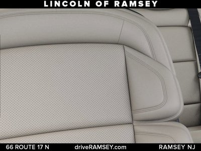2027 Lincoln Navigator L Reserve