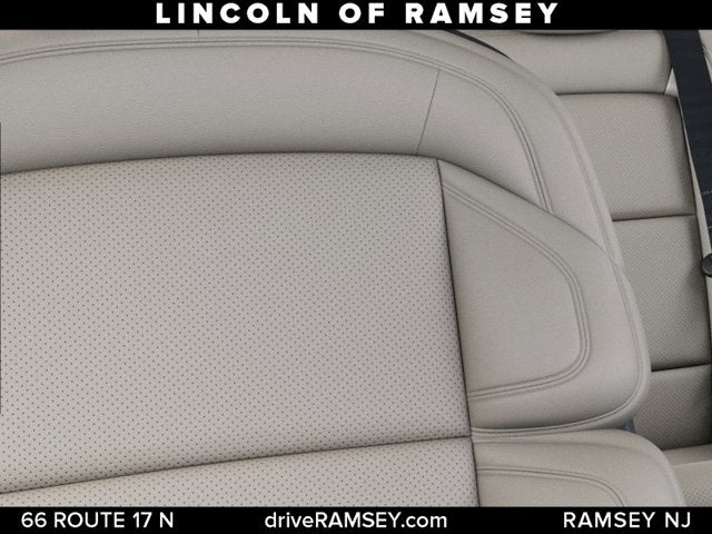 2027 Lincoln Navigator L Reserve
