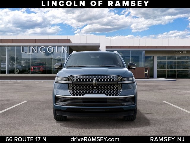 2027 Lincoln Navigator L Reserve