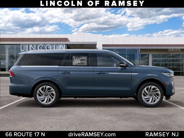 2027 Lincoln Navigator L Reserve