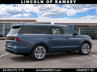 2027 Lincoln Navigator L Reserve