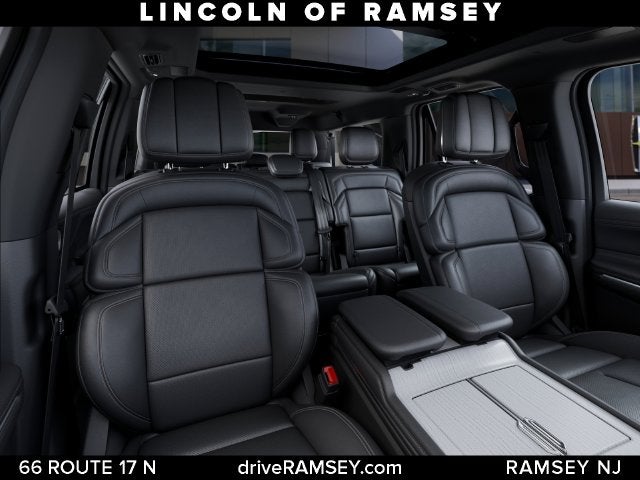 2027 Lincoln Navigator L Reserve