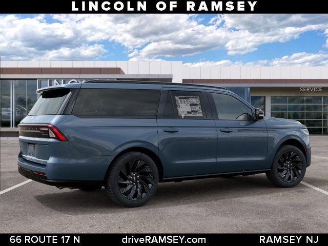 2027 Lincoln Navigator L Reserve