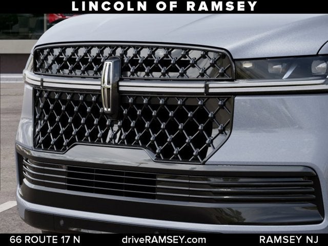 2027 Lincoln Navigator L Reserve