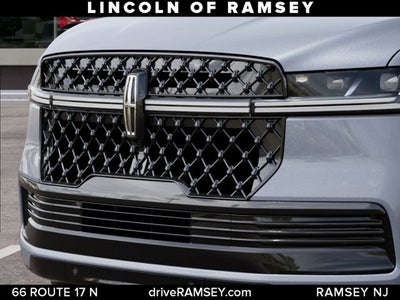 2027 Lincoln Navigator L Reserve