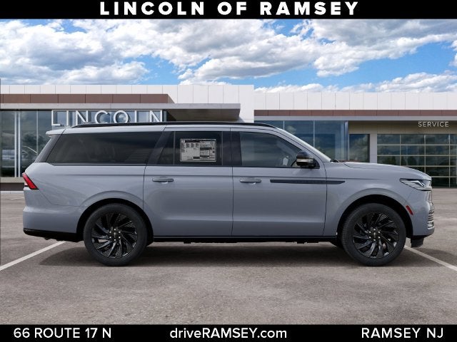 2027 Lincoln Navigator L Reserve