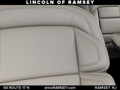 2027 Lincoln Navigator L Reserve