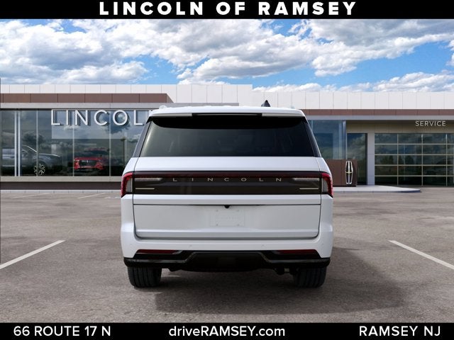 2027 Lincoln Navigator L Premiere