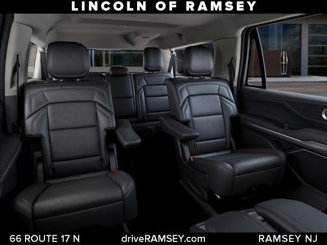 2027 Lincoln Navigator L Premiere