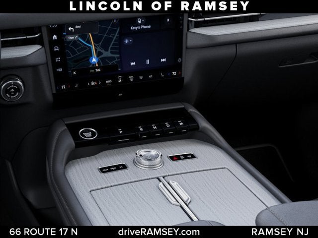 2027 Lincoln Navigator L Premiere
