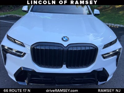 2025 BMW X7 xDrive40i