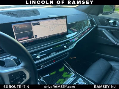2025 BMW X7 xDrive40i