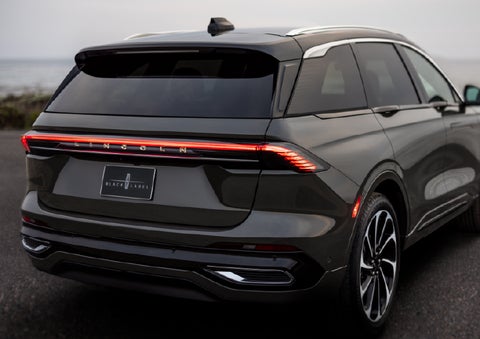 The rear of a 2025 Lincoln Black Label Nautilus® SUV displays full LED rear lighting. | Lincoln of Ramsey in Ramsey NJ