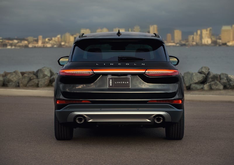 The rear lighting of the 2026 Lincoln Corsair® SUV spans the entire width of the vehicle. | Lincoln of Ramsey in Ramsey NJ