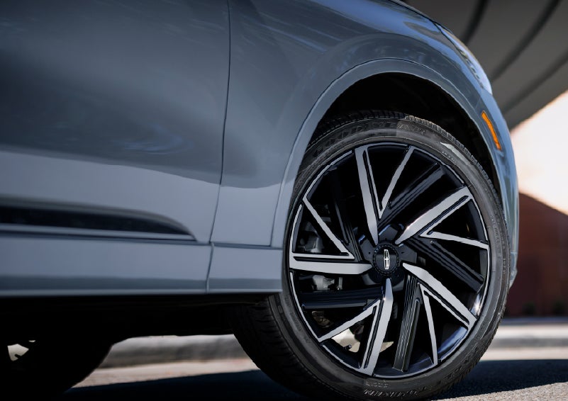 The wheel of the 2027 Lincoln Aviator® Black Label™ SUV is shown slightly angled out. | Lincoln of Ramsey in Ramsey NJ
