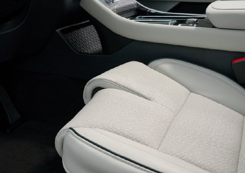 The front passenger Perfect Position seat is shown with the thigh extender adjusted.| Lincoln of Ramsey in Ramsey NJ